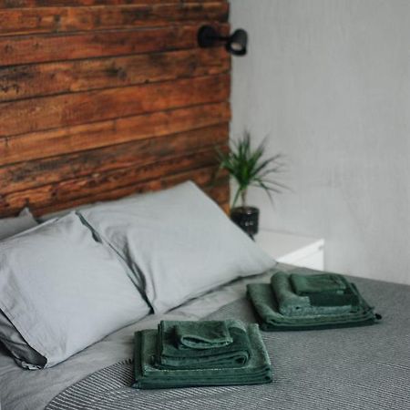 "Quiet Center" Apartment, Close To Train Station ทูคุมส์ ภายนอก รูปภาพ